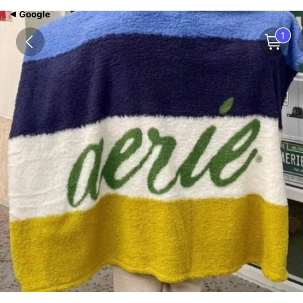Aerie Sherpa Fleece Throw Blanket Logo Stripes Roll-Up Travel Carry Handle NEW
